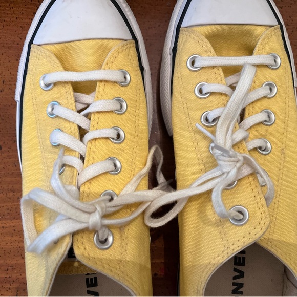 Converse Lift Ox Butter Yellow/White/Black - Size Women's 9 - Picture 10 of 12